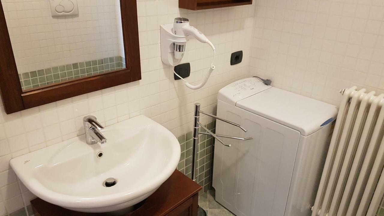 סירמיונה Villa Villacolle מראה חיצוני תמונה